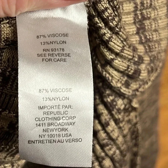 WOMENS HOUSE OF HARLOW SWEATER. Medium. ‎ 87% Viscose. 13% Nylon - Picture 4 of 8